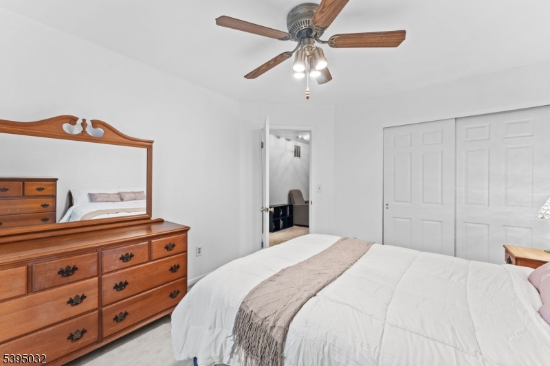 21 Cheyenne Trail Somerville, NJ 08876 - Photo 25 of 32