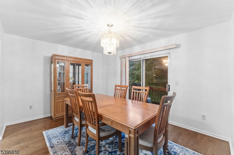 21 Cheyenne Trail Somerville, NJ 08876 - Photo 9 of 32