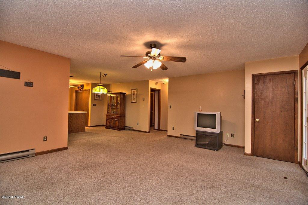 3469 Cliffwood Road Lake Ariel, PA 18436 - Photo 4 of 28