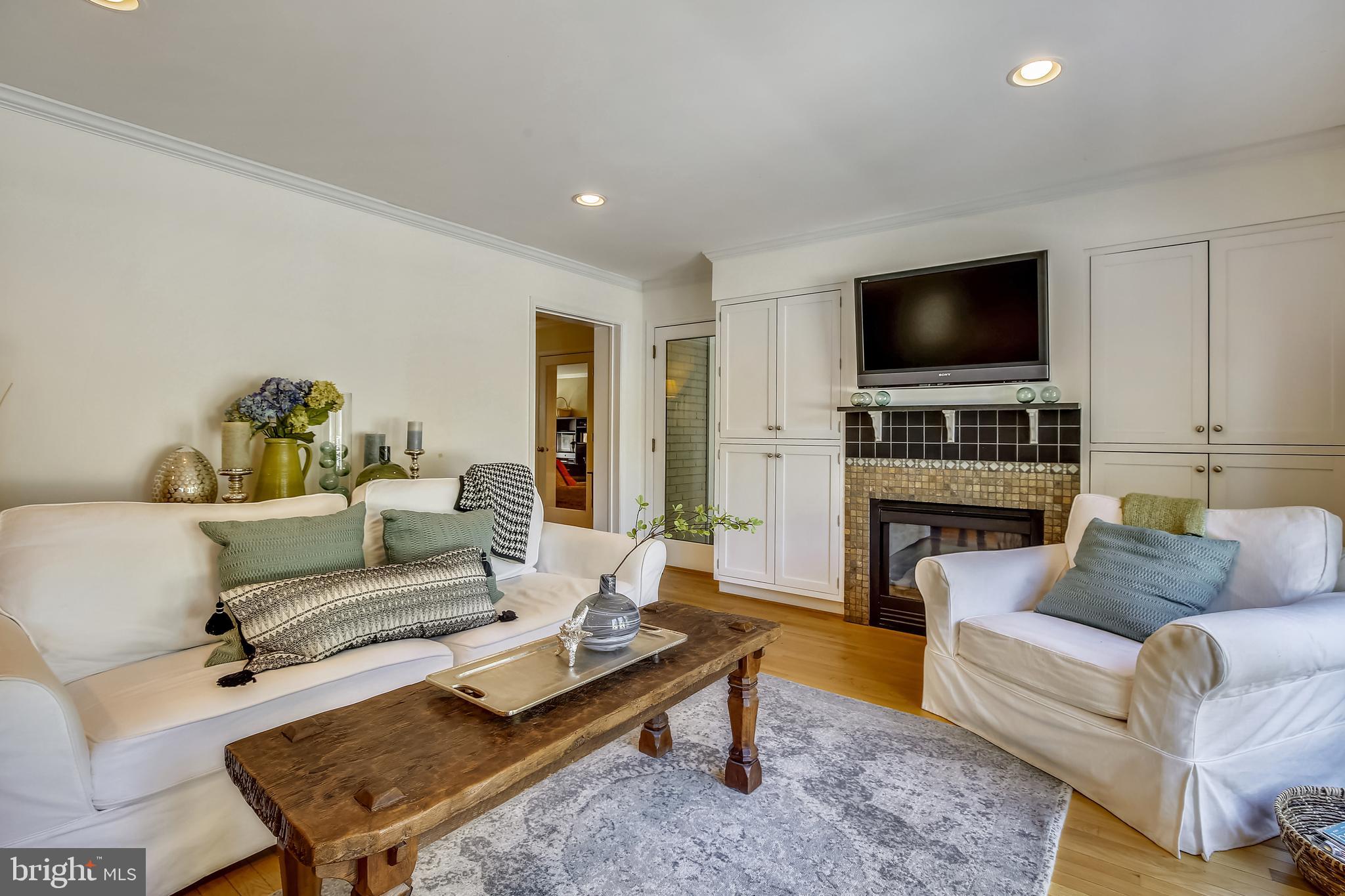 903 Eldon Drive Alexandria, VA 22302 - Photo 22 of 83 Family Room