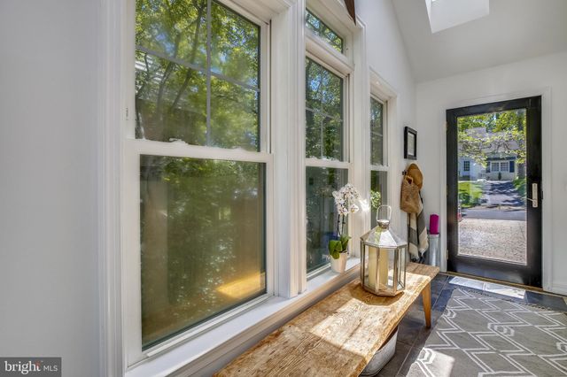 $1,479,000 | 903 Eldon Drive, Alexandria, VA 22302