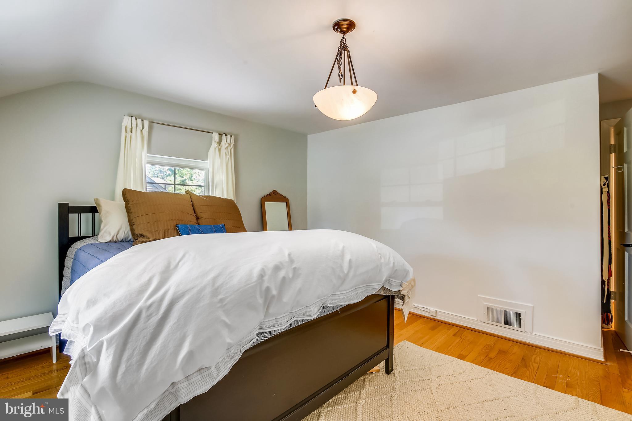 903 Eldon Drive Alexandria, VA 22302 - Photo 46 of 83 Bedroom 3