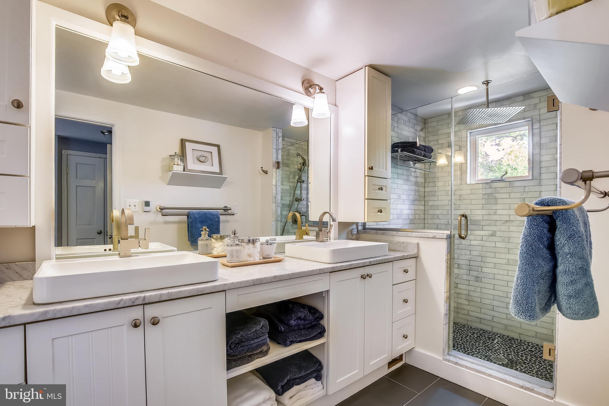 903 Eldon Drive Alexandria, VA 22302 - Photo 62 of 83 Primary Bath