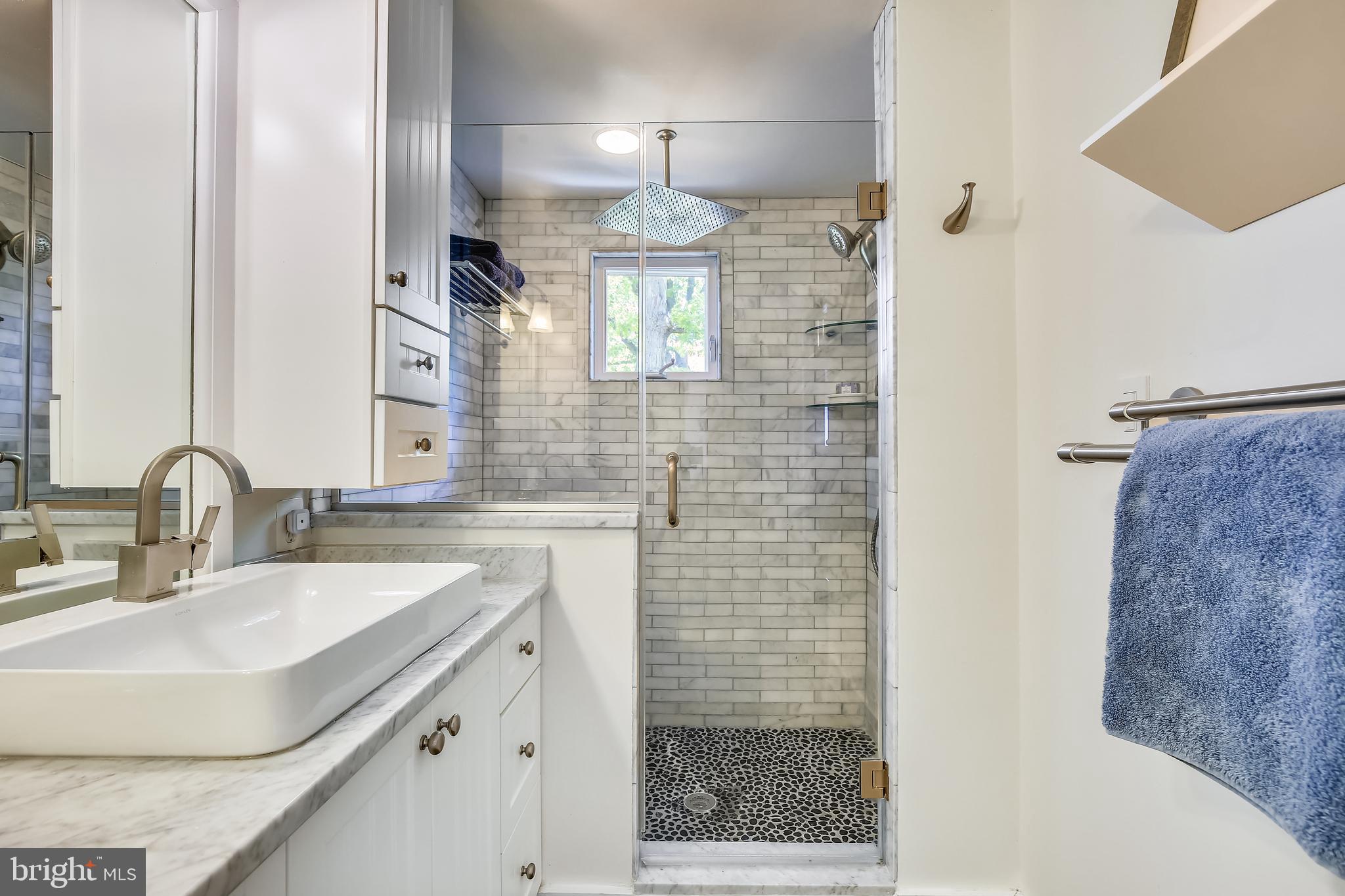 903 Eldon Drive Alexandria, VA 22302 - Photo 63 of 83 Primary Bath