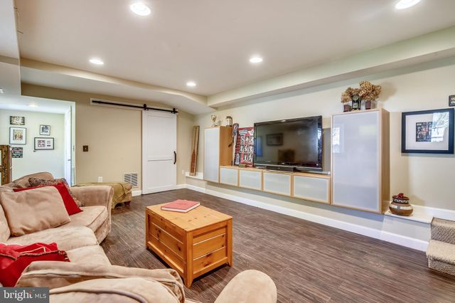 $1,479,000 | 903 Eldon Drive, Alexandria, VA 22302