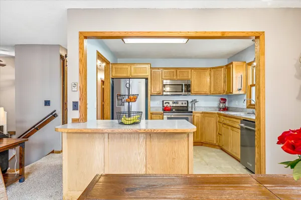 $355,000 | 33805 Vickers Street Northeast, Cambridge, MN 55008