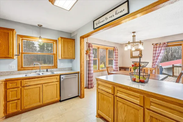 $355,000 | 33805 Vickers Street Northeast, Cambridge, MN 55008