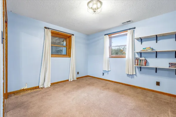 $355,000 | 33805 Vickers Street Northeast, Cambridge, MN 55008