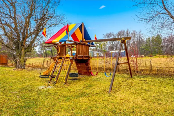 $355,000 | 33805 Vickers Street Northeast, Cambridge, MN 55008