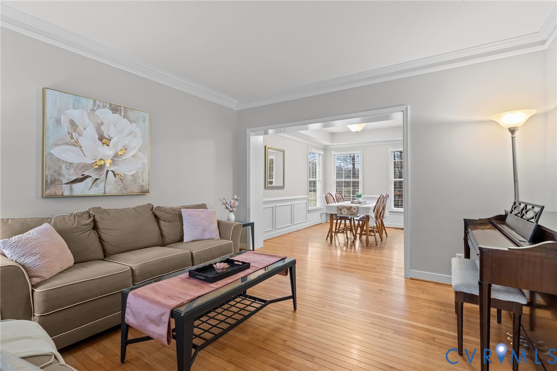 13914 Sagebrook Road Midlothian, VA 23112 - Photo 4 of 49 a living room with furniture and wooden floor