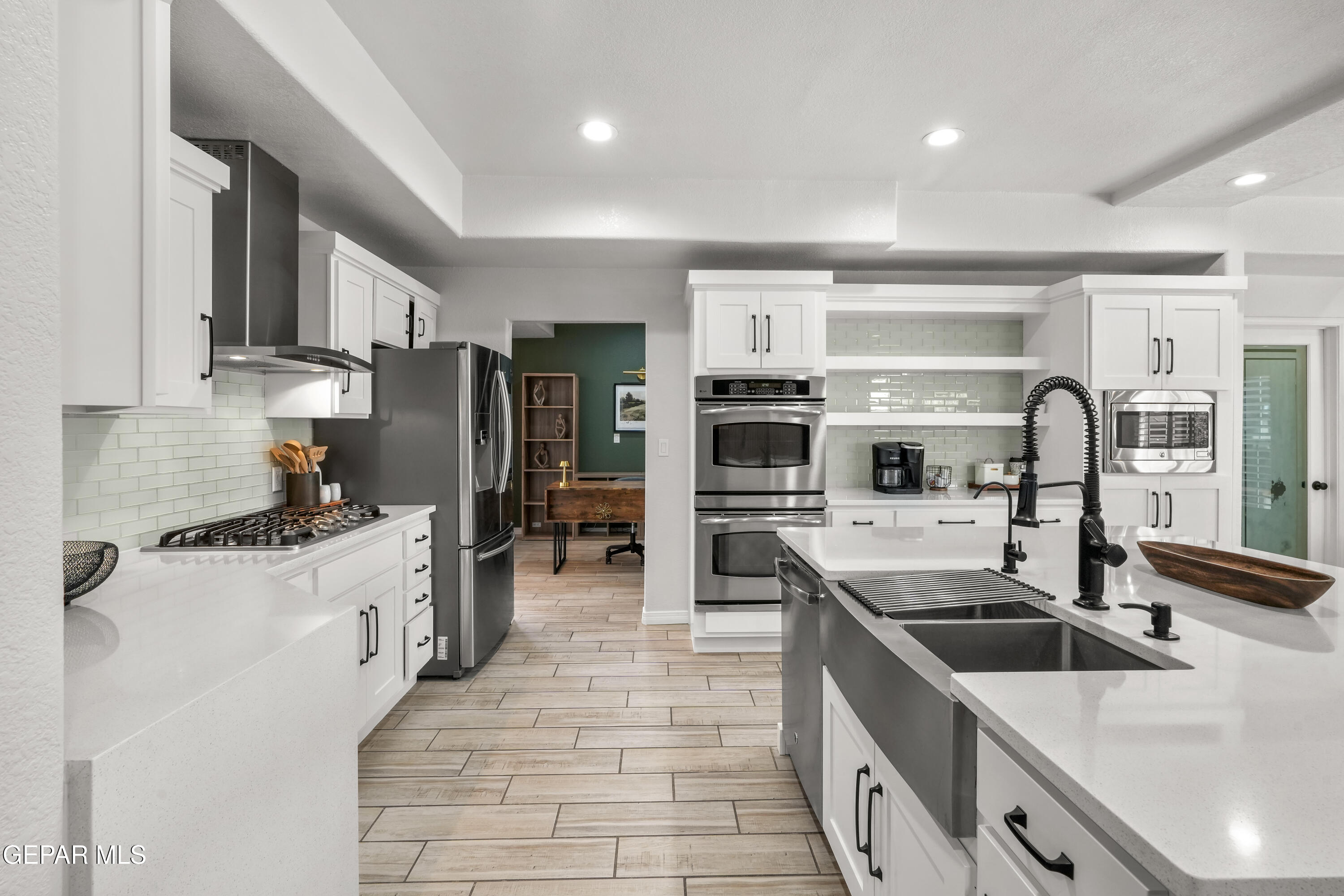 1437 Black Ridge Drive El Paso, TX 79912 - Photo 14 of 58 1437 Black Ridge Dr-19