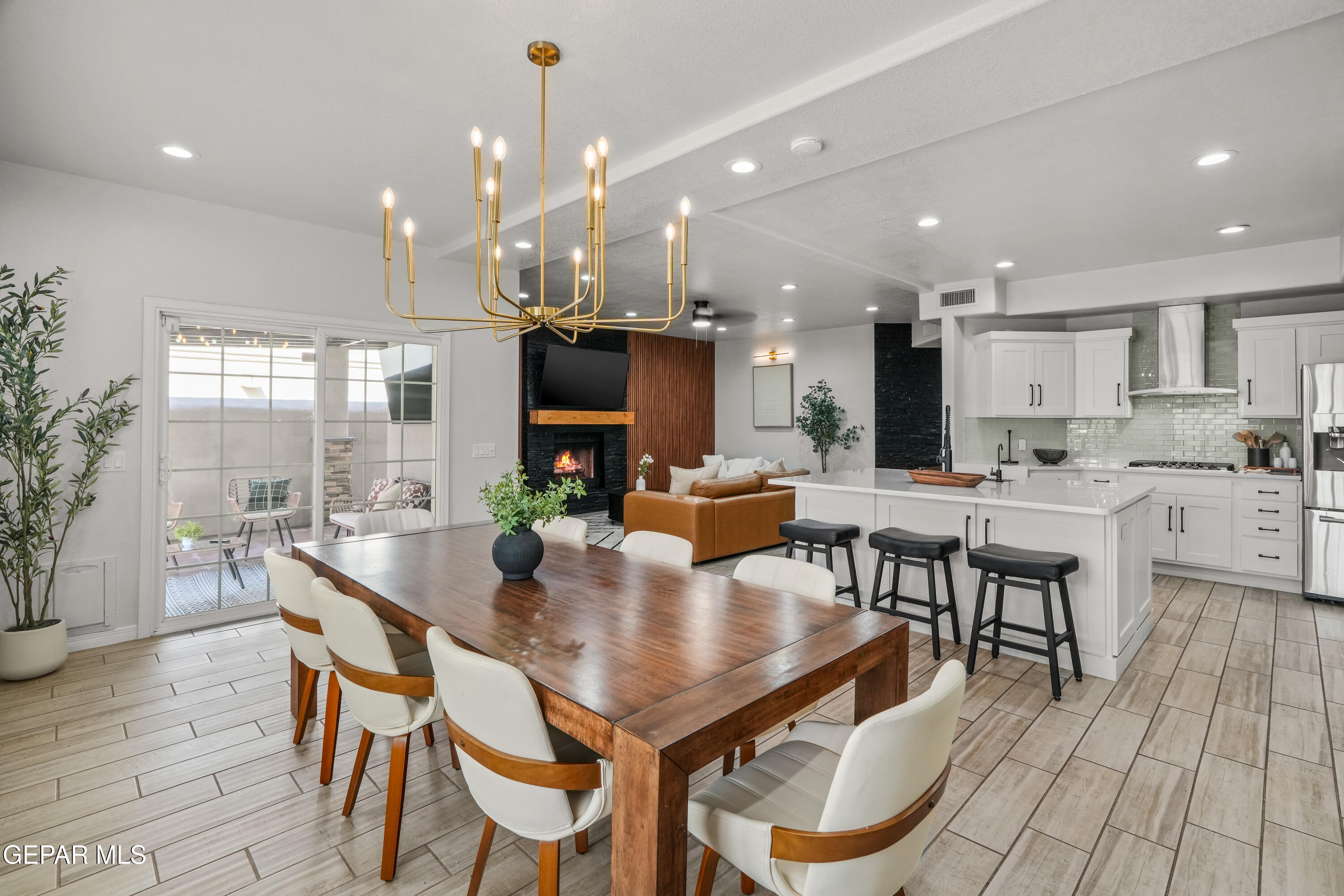 1437 Black Ridge Drive El Paso, TX 79912 - Photo 16 of 58 1437 Black Ridge Dr-22