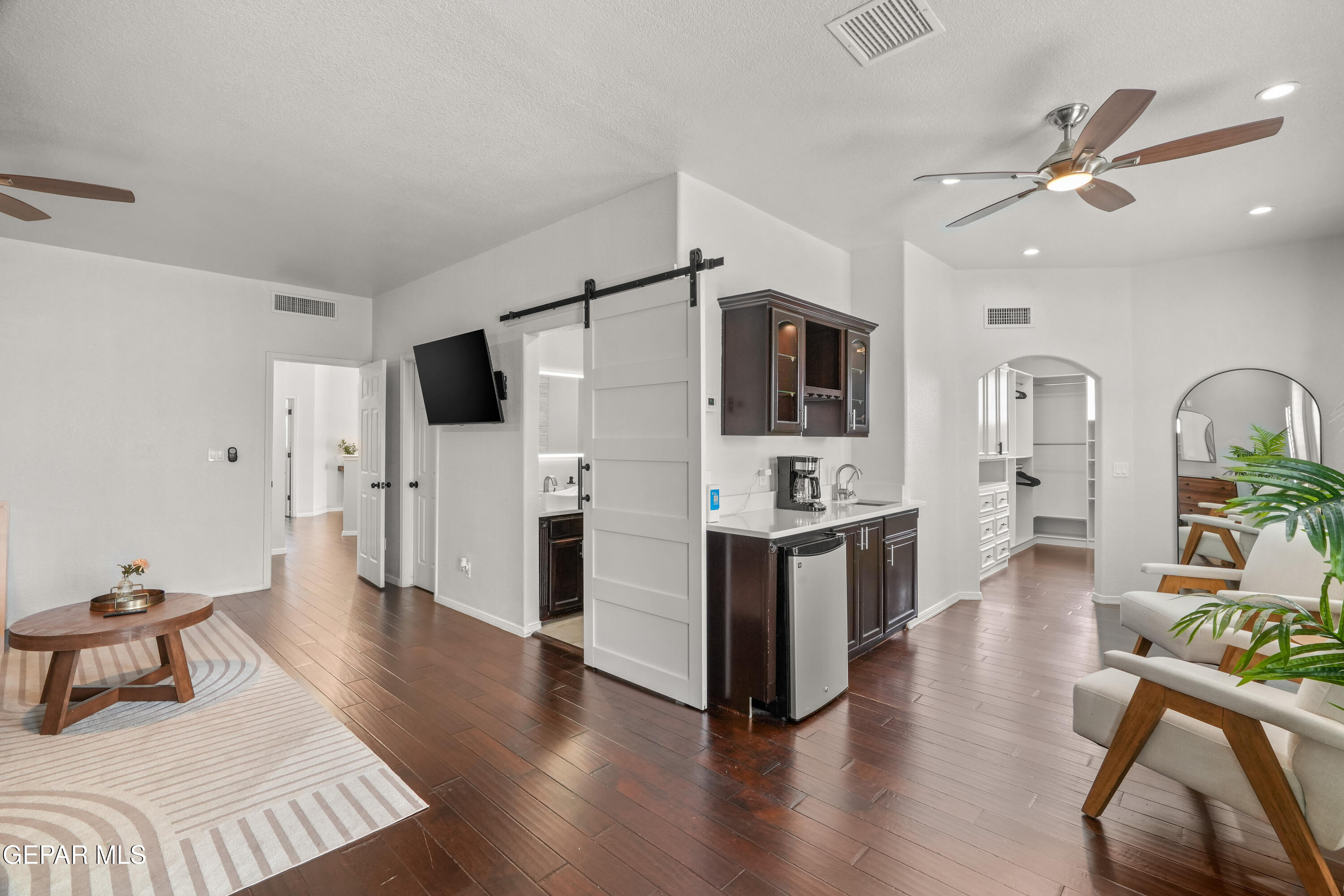 1437 Black Ridge Drive El Paso, TX 79912 - Photo 32 of 58 1437 Black Ridge Dr-41