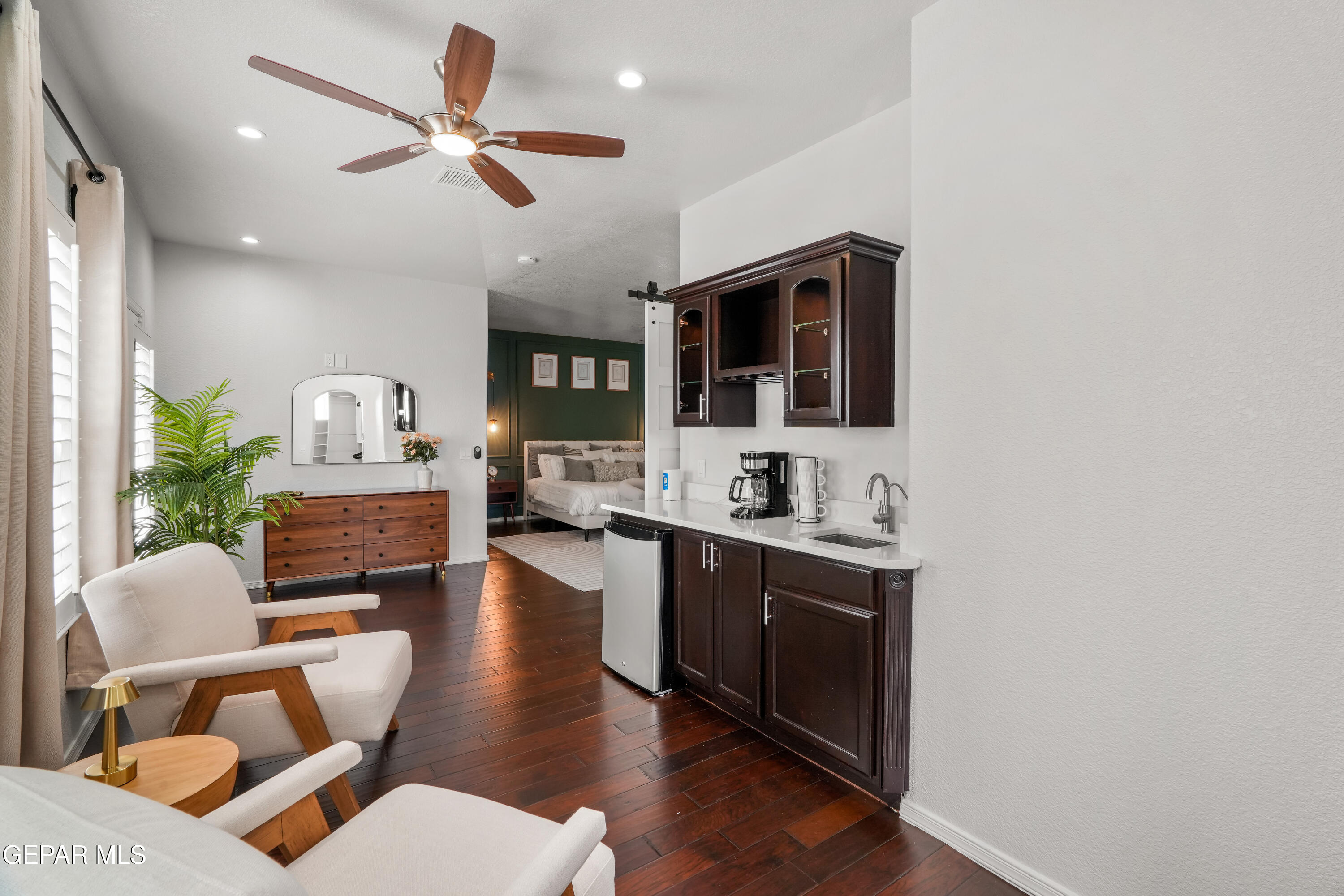 1437 Black Ridge Drive El Paso, TX 79912 - Photo 33 of 58 1437 Black Ridge Dr-42