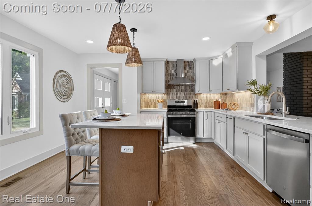 2141 Hickory Leaf Court North Rochester Hills, MI 48309 - Photo 22 of 71