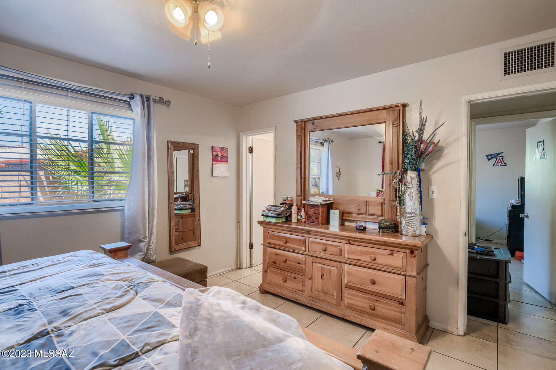 1202 North Swan Road Tucson, AZ 85712 - Photo 11 of 29 Gallery Image 11