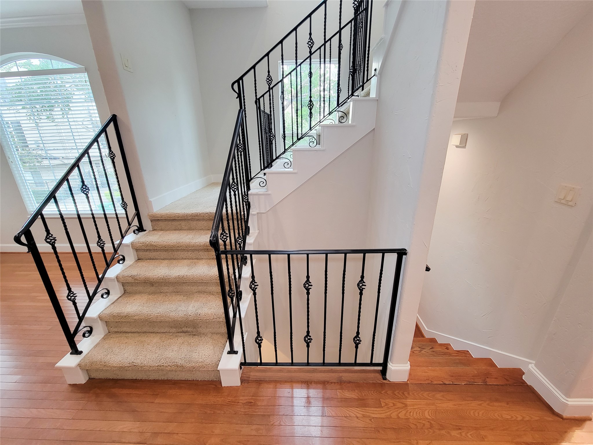 2418 Ralph Street, Unit A Houston, TX 77006 - Photo 25 of 42 Gallery Image 25