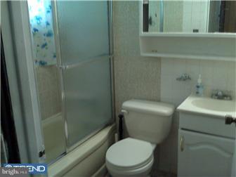 22 Gingerbush Road Levittown, PA 19057 - Photo 3 of 6 Gallery Image 3