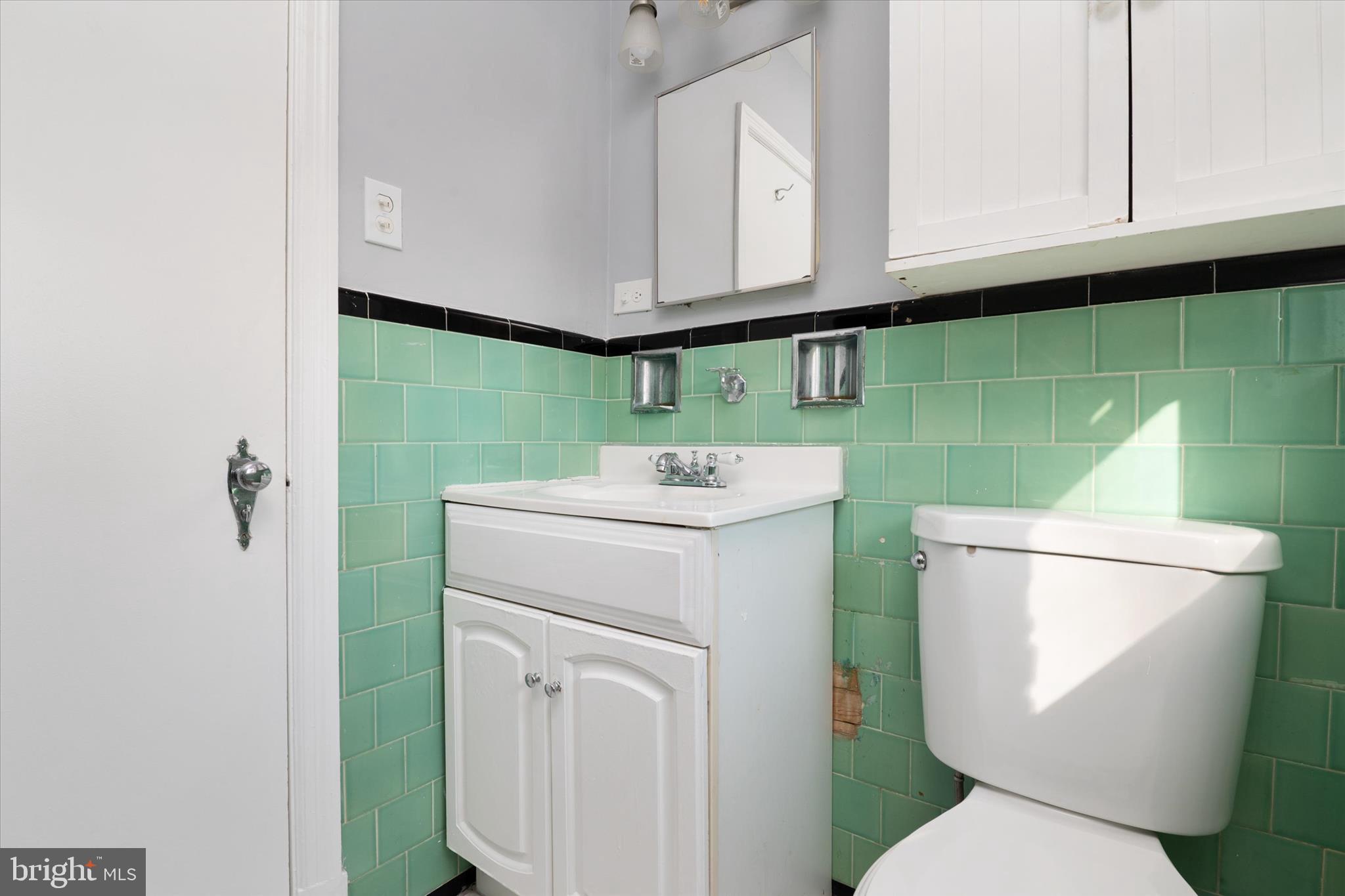 15 Linden Terrace Baltimore, MD 21208 - Photo 19 of 44