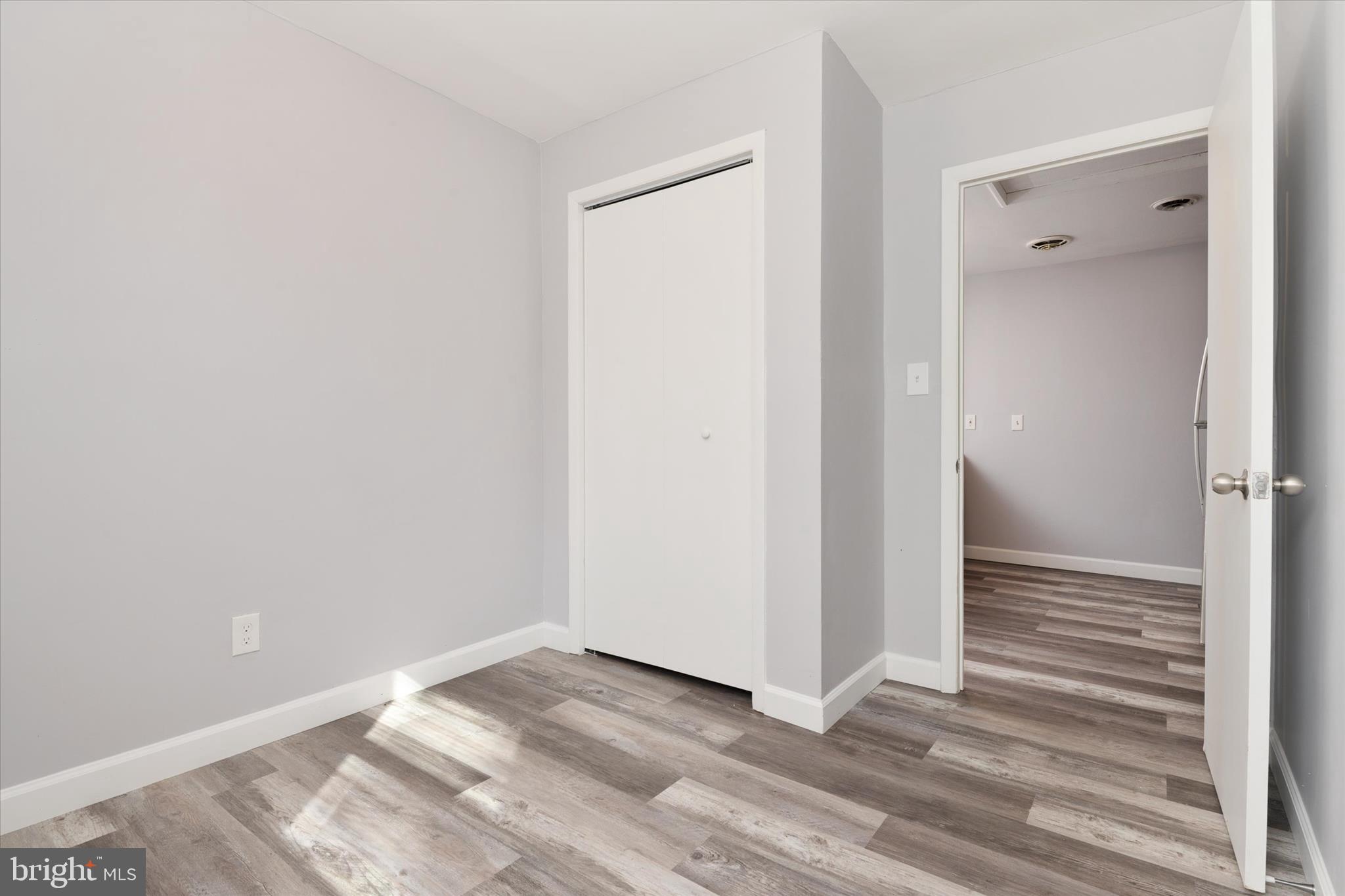 15 Linden Terrace Baltimore, MD 21208 - Photo 38 of 44