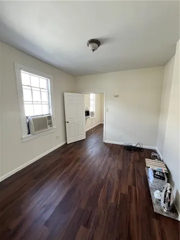 $1,200 | 2720 North Claiborne Avenue, New Orleans, LA 70117