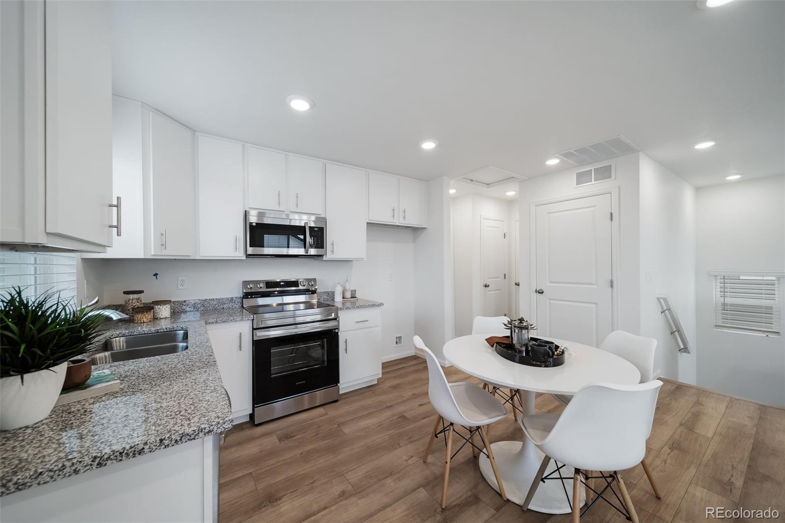 3372 Baltin Road Johnstown, CO 80534 - Photo 2 of 23