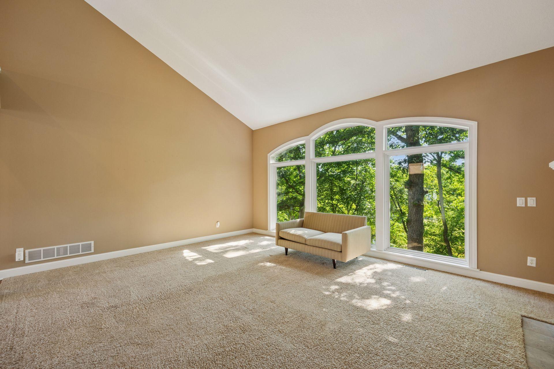 2058 Royale Drive Eagan, MN 55122 - Photo 13 of 52