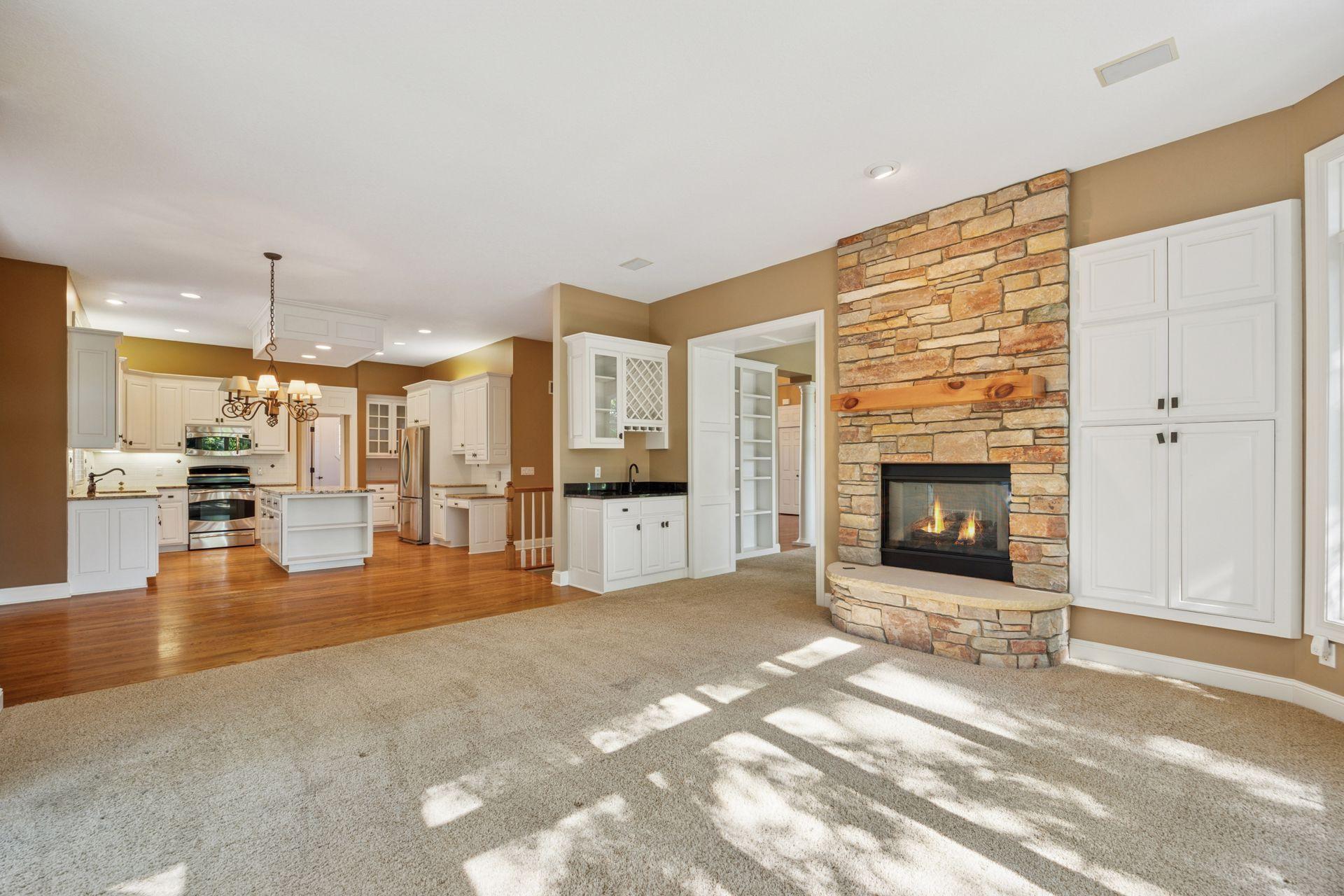 2058 Royale Drive Eagan, MN 55122 - Photo 14 of 52