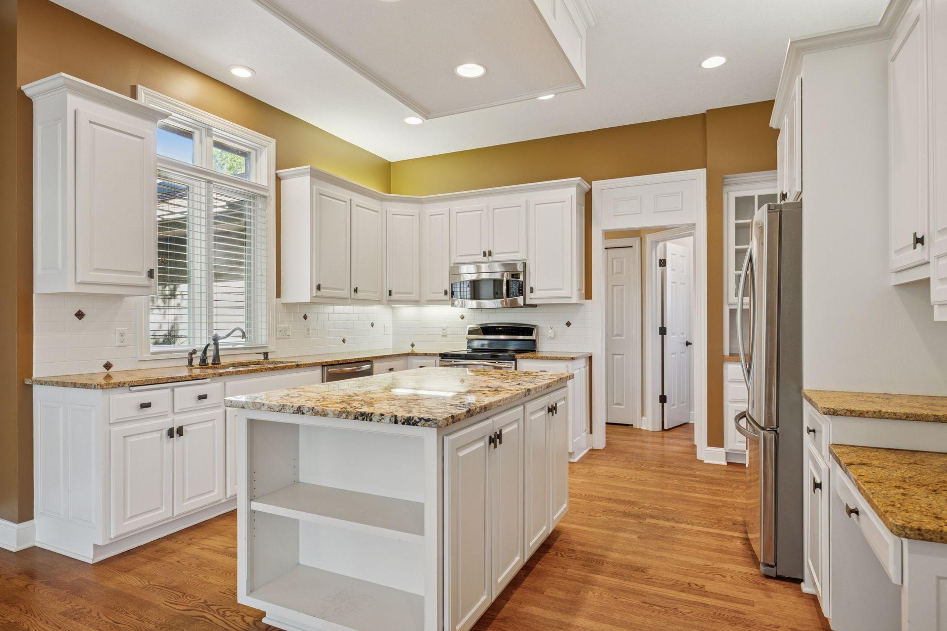 2058 Royale Drive Eagan, MN 55122 - Photo 23 of 52