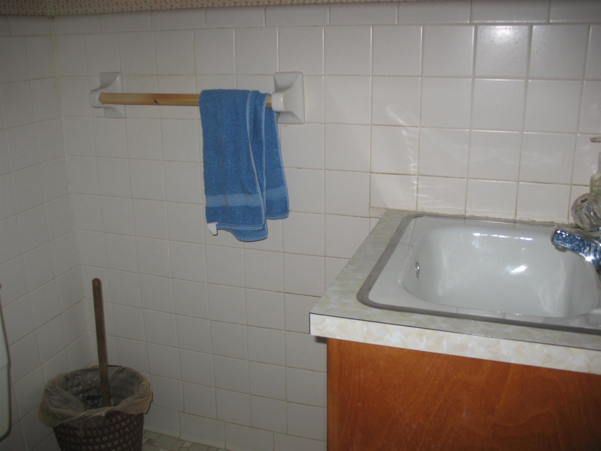 1005 Georgia Crossing Road Winchester, TN 37398 - Photo 15 of 22 1/2 bath off utility room