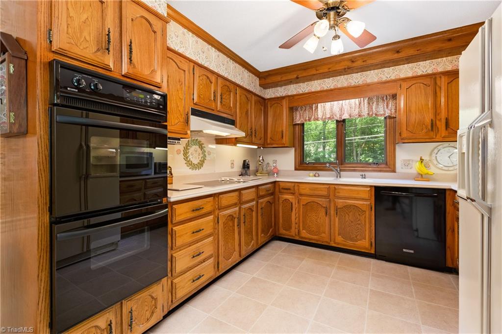 7600 Lasater Road Clemmons, NC 27012 - Photo 13 of 29 Gallery Image 13