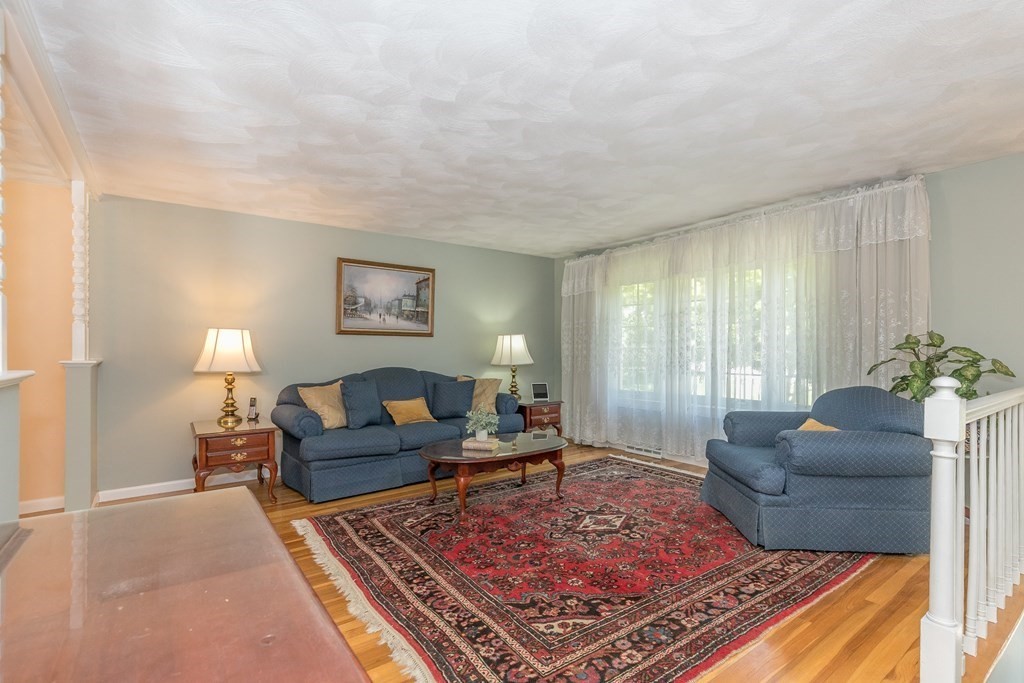 13 Pinetree Road Billerica, MA 01821 - Photo 6 of 38 Gallery Image 6