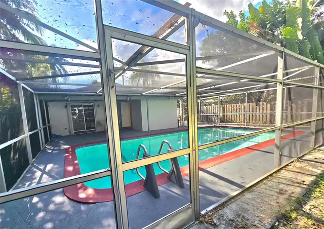 $3,300 | 2217 Grant Street, Hollywood, FL 33020