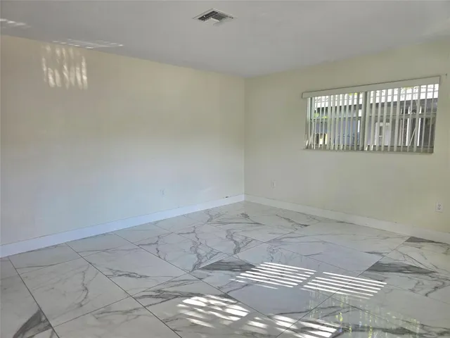 $3,300 | 2217 Grant Street, Hollywood, FL 33020