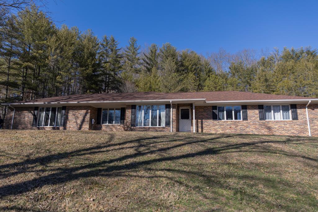 503 Birmingham Road Cedar Bluff, VA 24609 - Photo 31 of 43 Gallery Image 31