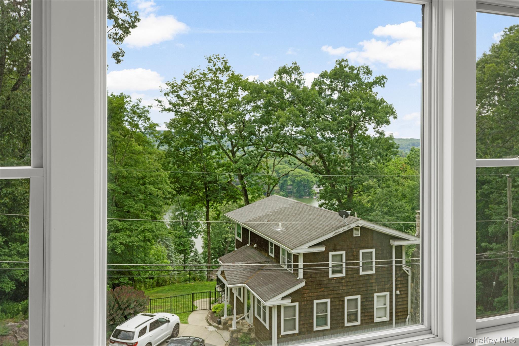 109 Tanglewylde Road Lake Peekskill, NY 10537 - Photo 29 of 35