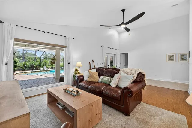 $850,000 | 4311 Ave Cannes, Lutz, FL 33558