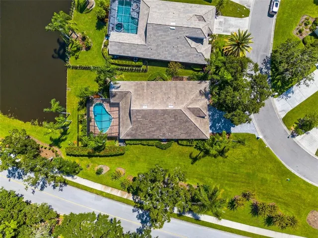 $850,000 | 4311 Ave Cannes, Lutz, FL 33558