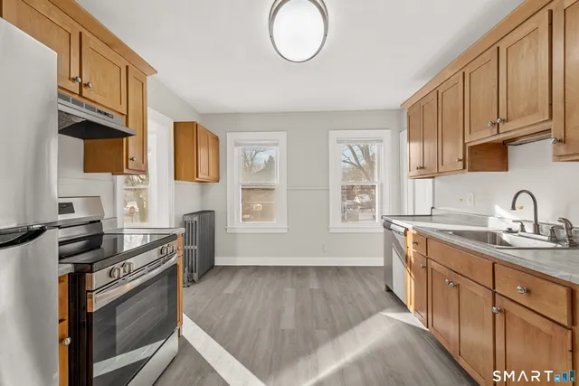 $2,350 | 1172 New Britain Avenue, West Hartford, CT 06110