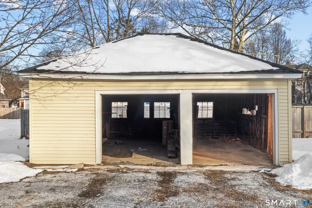 $2,350 | 1172 New Britain Avenue, West Hartford, CT 06110