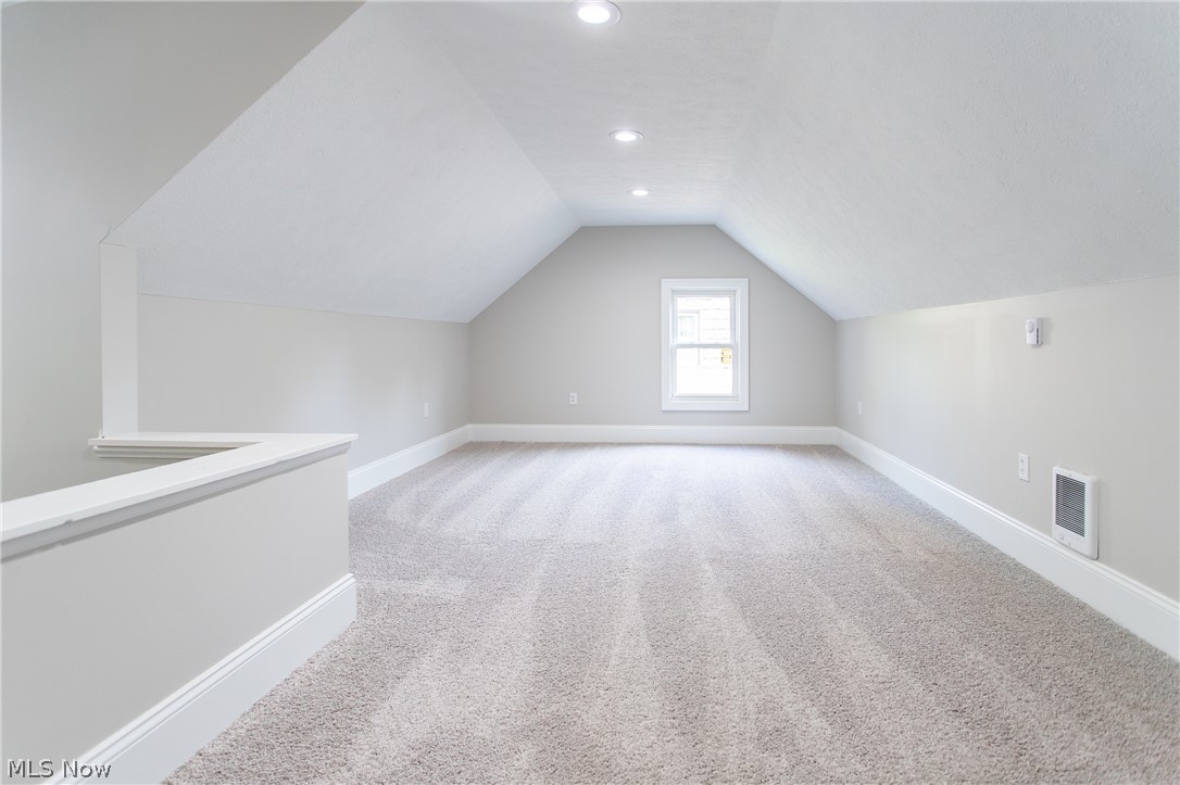 3961 Elmwood Road Cleveland Heights, OH 44121 - Photo 23 of 35