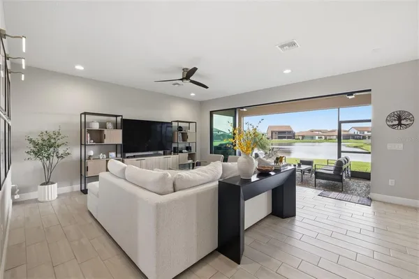 $625,000 | 8310 Carrhill Place, Parrish, FL 34219