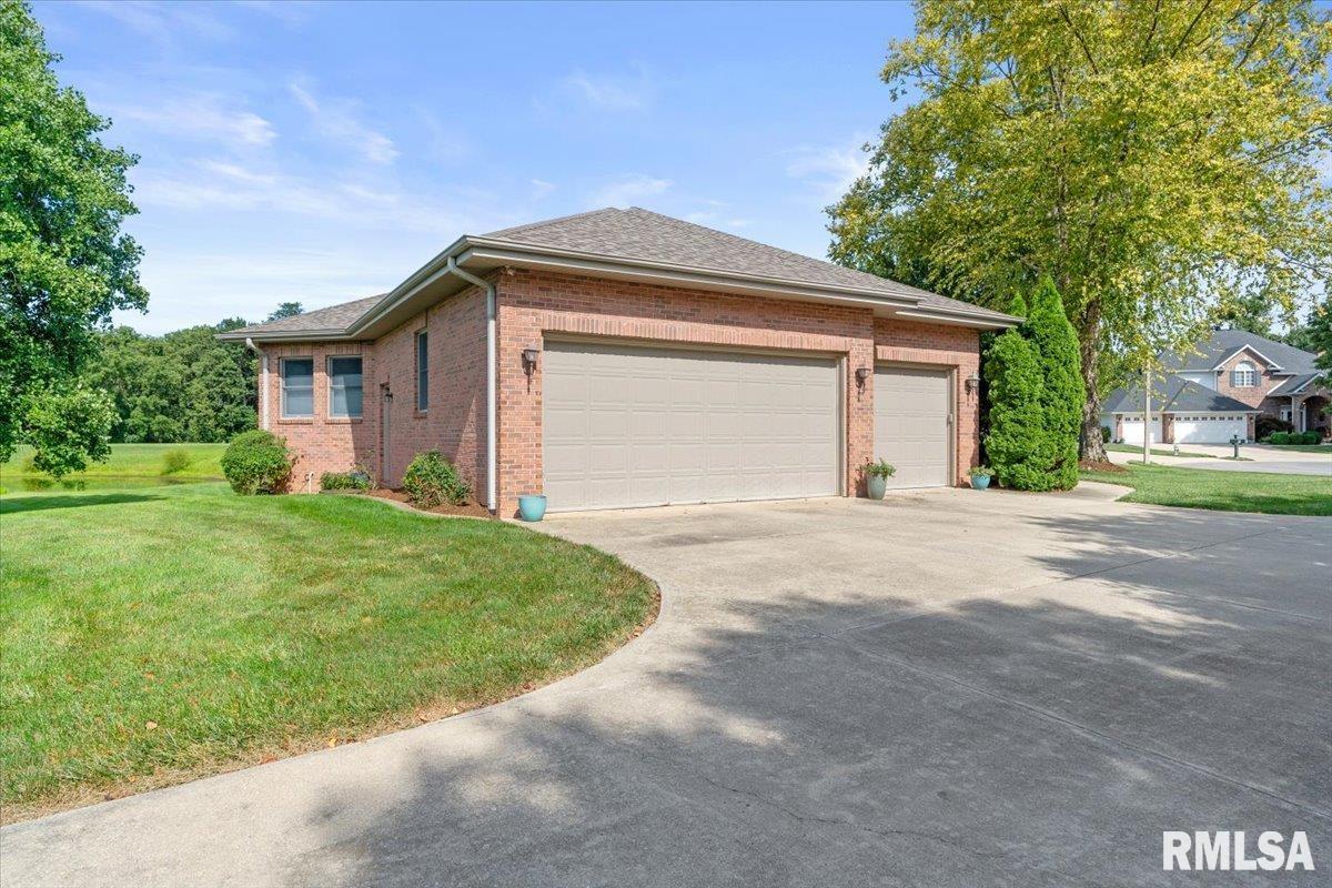 2405 Rosewell Point Springfield, IL 62711 - Photo 46 of 49 Gallery Image 46