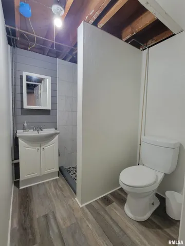 $259,900 | 1713 Valle Vista Boulevard, Pekin, IL 61554