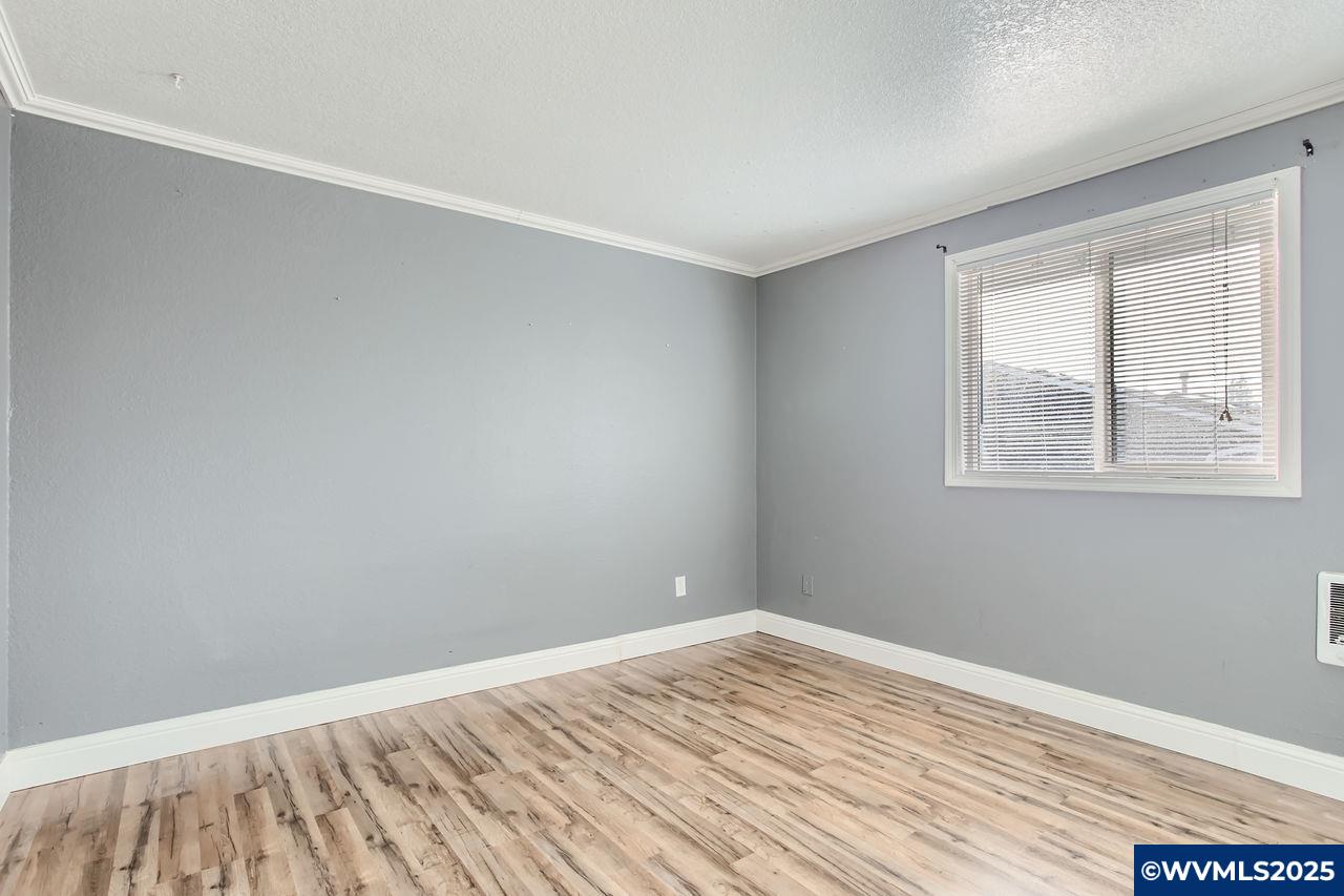 20136 Southwest Southview Street Aloha, OR 97078 - Photo 21 of 23 Gallery Image 21