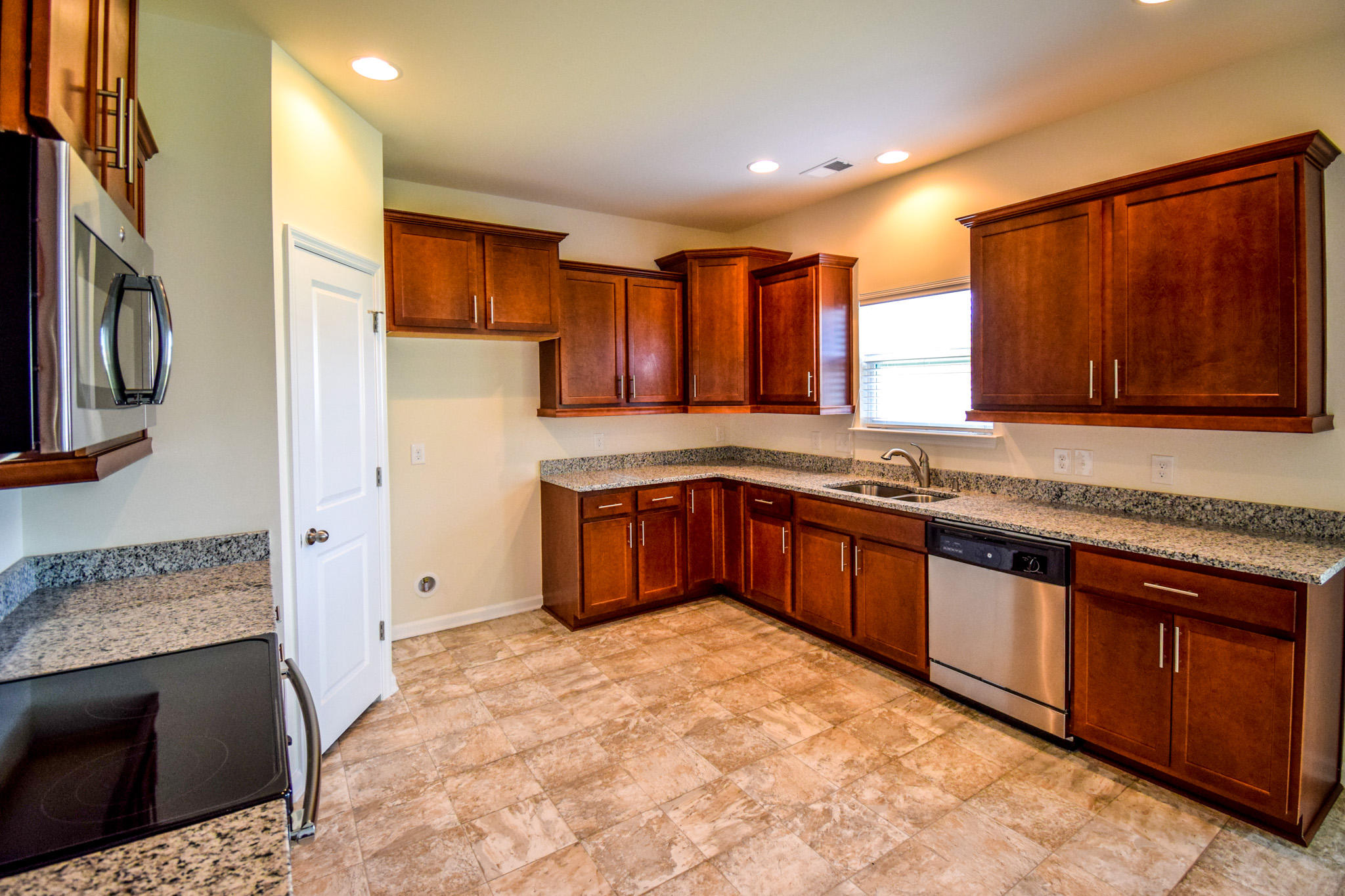 304 Silverleaf Lane Moncks Corner, SC 29461 - Photo 11 of 35 Plenty of Space