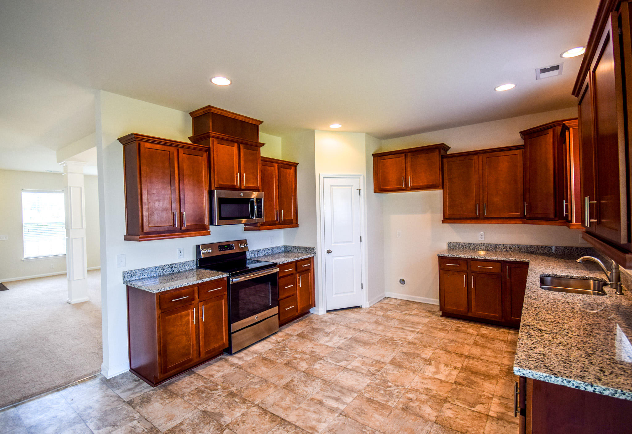 304 Silverleaf Lane Moncks Corner, SC 29461 - Photo 9 of 35 Upgraded Granite Countertops
