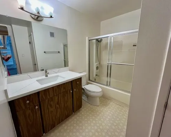 $2,700 | 249 Boardwalk Avenue, Unit E, San Bruno, CA 94066