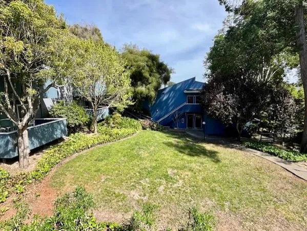 $2,700 | 249 Boardwalk Avenue, Unit E, San Bruno, CA 94066