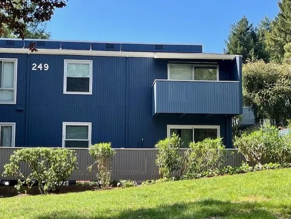 $2,700 | 249 Boardwalk Avenue, Unit E, San Bruno, CA 94066